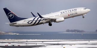 Delta Air Lines multada con 50.000 dólares por actos de discriminación contra musulmanes Avión de Delta Airways
