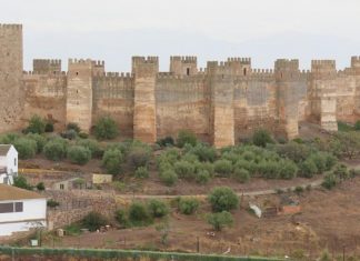 Castillo de Baños de la Encina (Jaén), la joya de las fortificaciones musulmanas en España Castillo Baños de la Encina