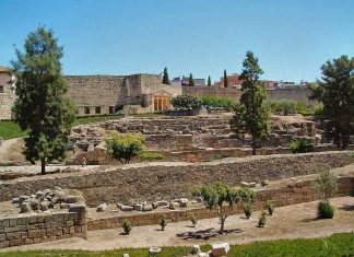 La Mérida andalusí: historia de Mārida, capital de al-Andalus durante tres siglos La Alcazaba de Mérida