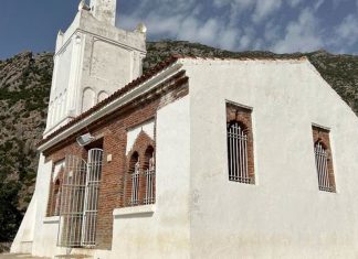 La mezquita española “Bouzafar” de Chauen Mezquita Bouzafar de Chauen