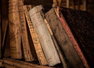 Bibliotecas en el islam: guardianas del conocimiento y la civilización Libros islámicos antiguos