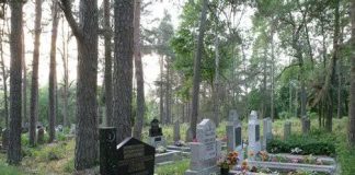 Nuevo cementerio islámico en la ciudad alemana de Wuppertal Tumbas musulmanas en el cementerio de Wuppertal