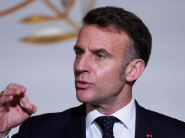 Emmanuel Macron tacha de «estúpidas» las afirmaciones de quienes culpan a los migrantes musulmanes por los disturbios en Francia Emmanuel Macron