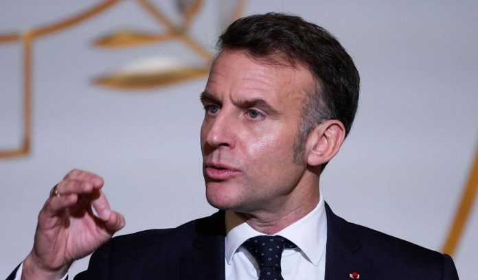 macron 2 Emmanuel Macron