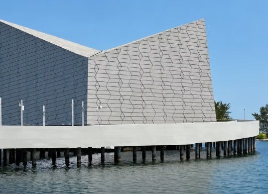 Indonesia: Yakarta inaugura An-Nur, una mezquita «flotante» en el mar Mezquita An-Nur de Yakarta