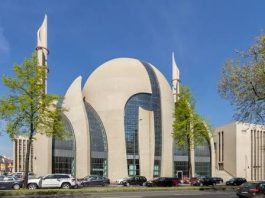 Musulmanes en Alemania llevaron a cabo el Día de las Mezquitas Abiertas Mezquita de Colonia