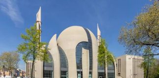 Musulmanes en Alemania llevaron a cabo el Día de las Mezquitas Abiertas Mezquita de Colonia