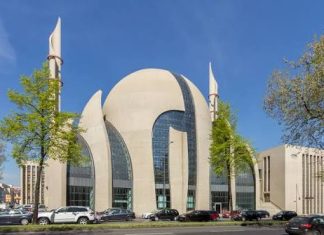 Musulmanes en Alemania llevaron a cabo el Día de las Mezquitas Abiertas Mezquita de Colonia