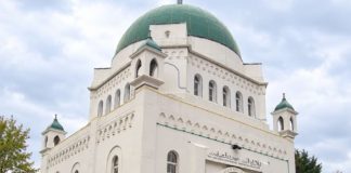 Londres: La mezquita más antigua de la capital celebra su centenario Mezquita Fazl de Londres